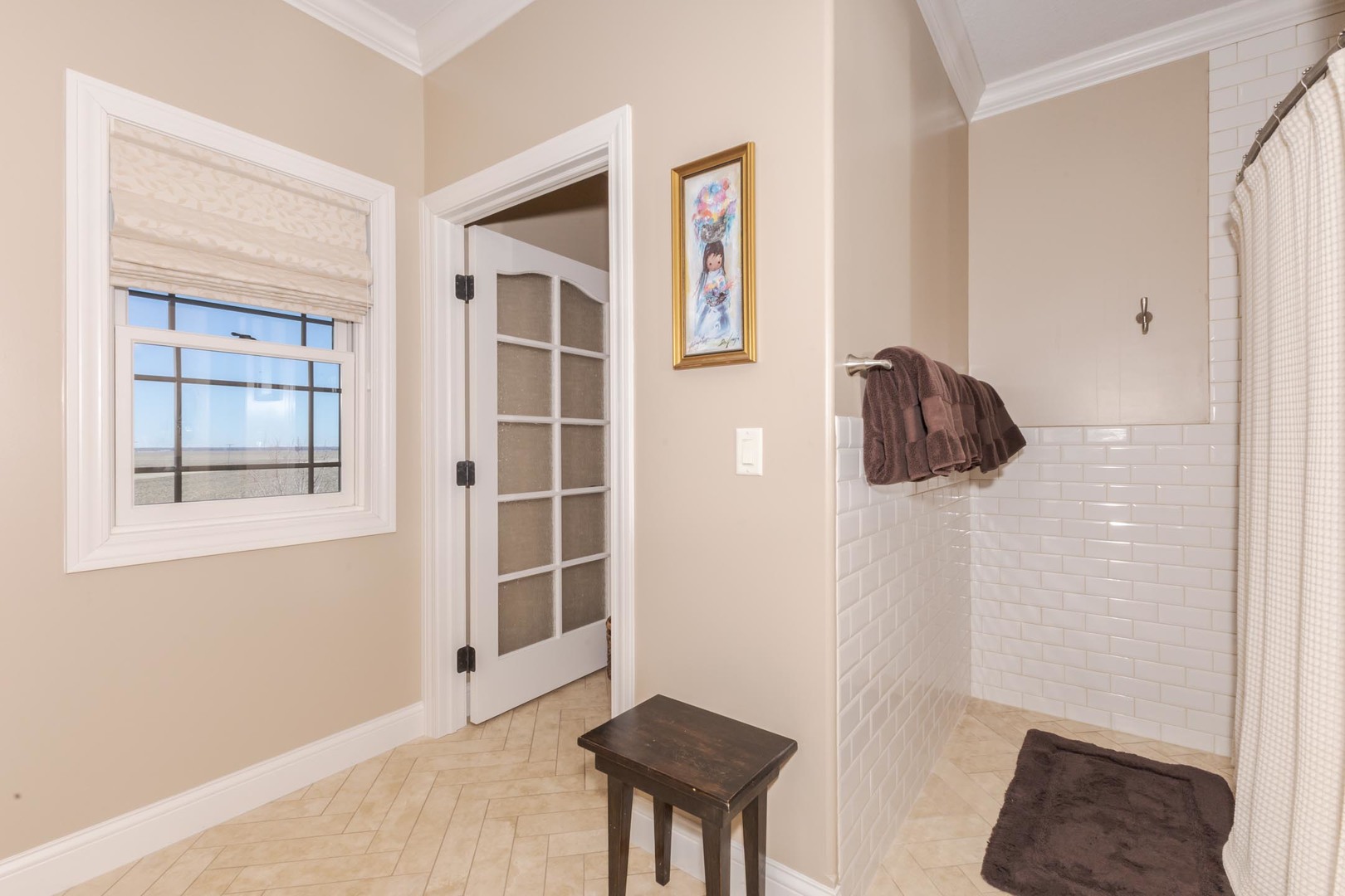 Hudson, Illinois, 61748, United States, 3 Bedrooms Bedrooms, ,5 BathroomsBathrooms,Residential,For Sale,1987913