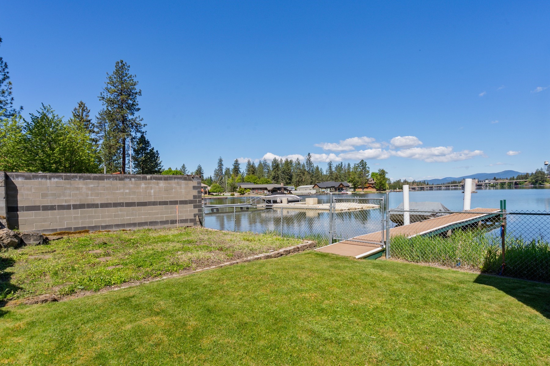  Rare 10 acre/3 Parcel Waterfront Property - 物件實景