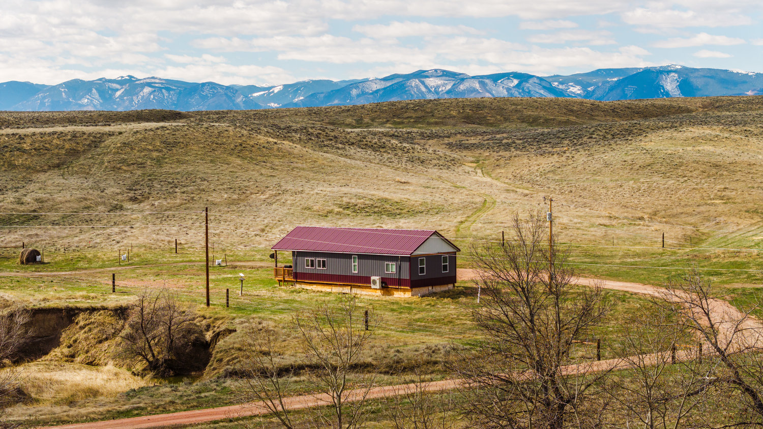 Ranchester, Wyoming, 82839, United States, 2 Bedrooms Bedrooms, ,1 BathroomBathrooms,Residential,For Sale,1813697