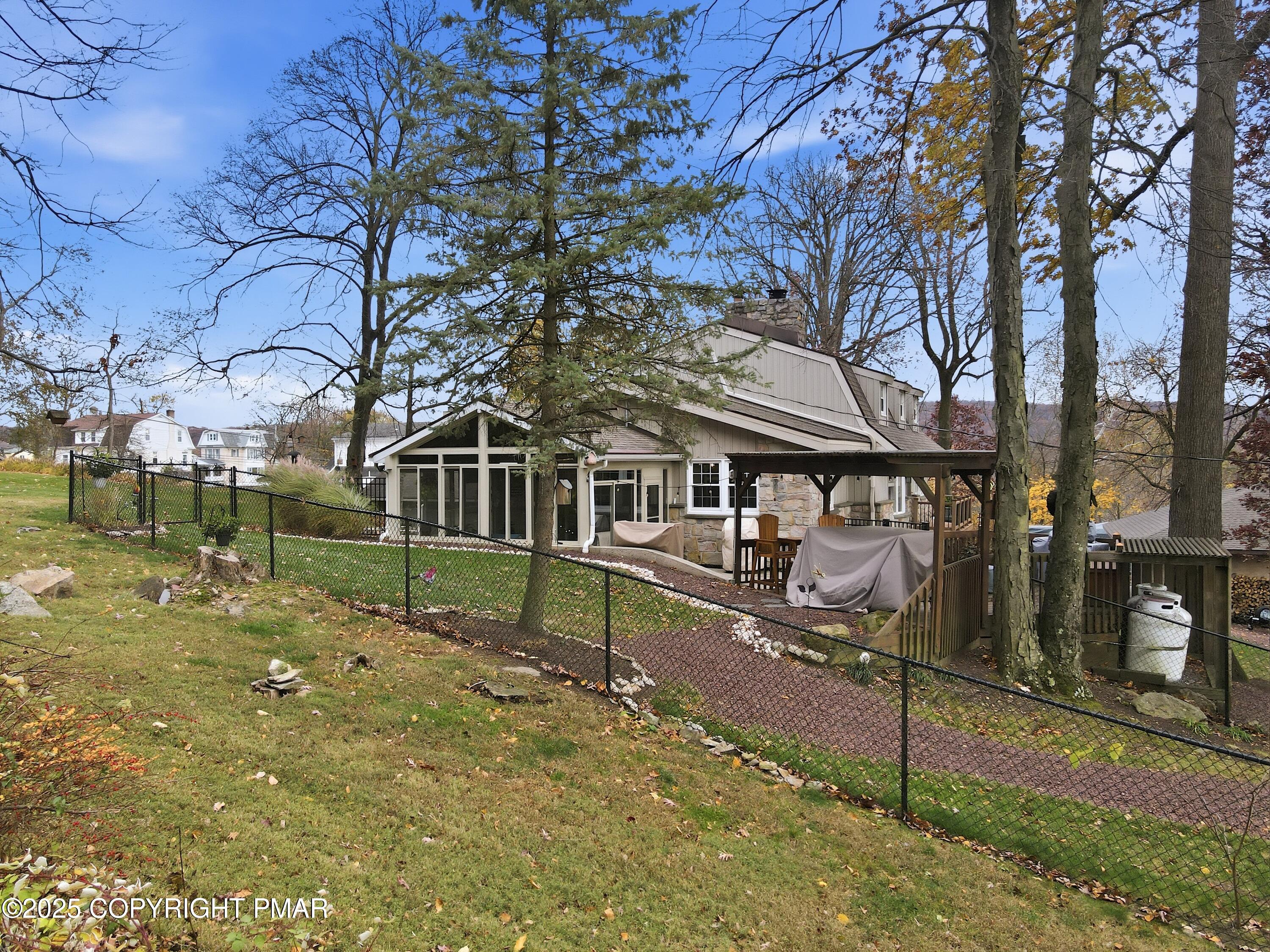 Allentown, Pennsylvania, 18103, United States, 3 Bedrooms Bedrooms, ,2 BathroomsBathrooms,Residential,For Sale,1993395