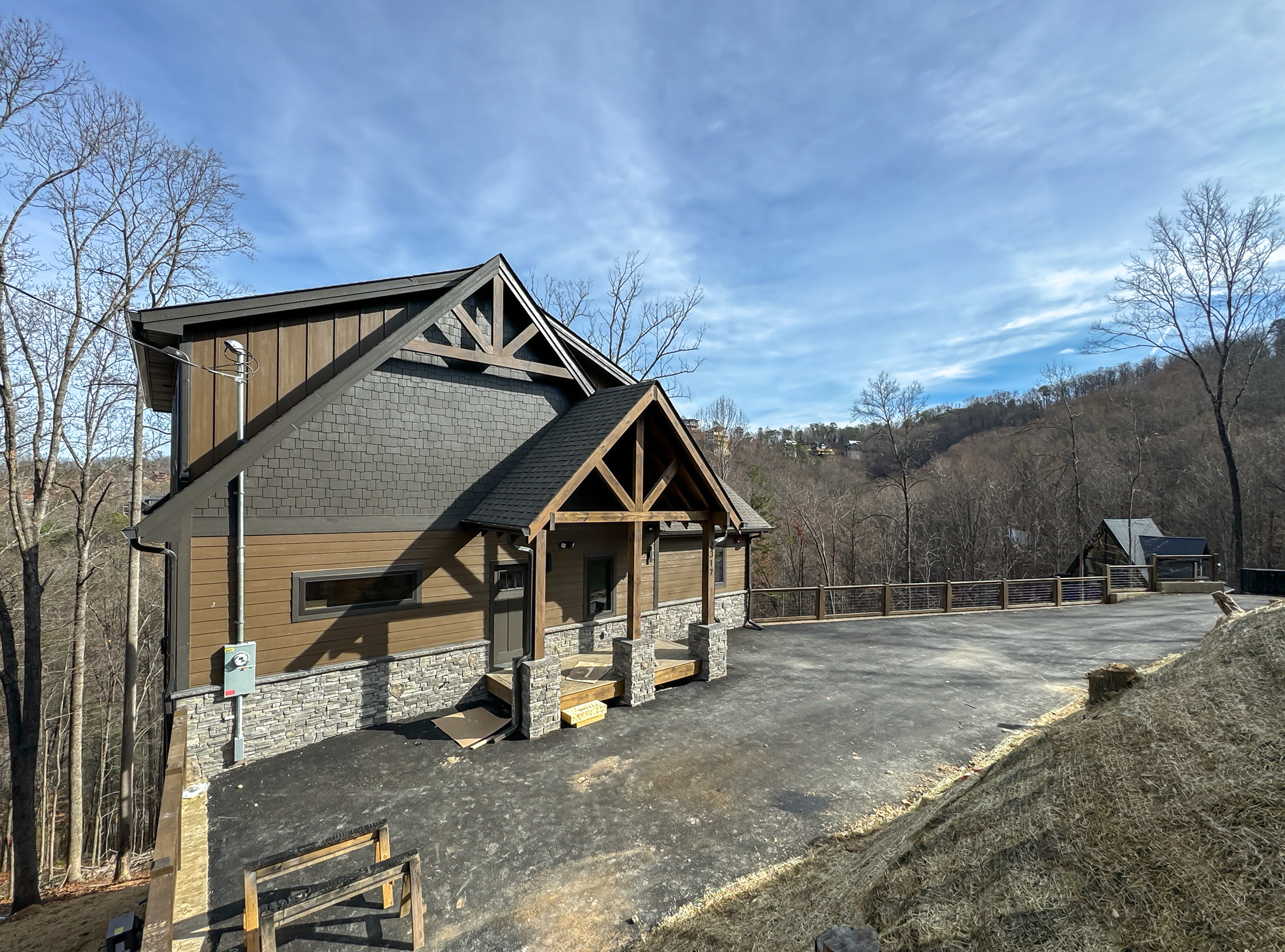 Sevierville, Tennessee, 37862, United States, 5 Bedrooms Bedrooms, ,7 BathroomsBathrooms,Residential,For Sale,2000383