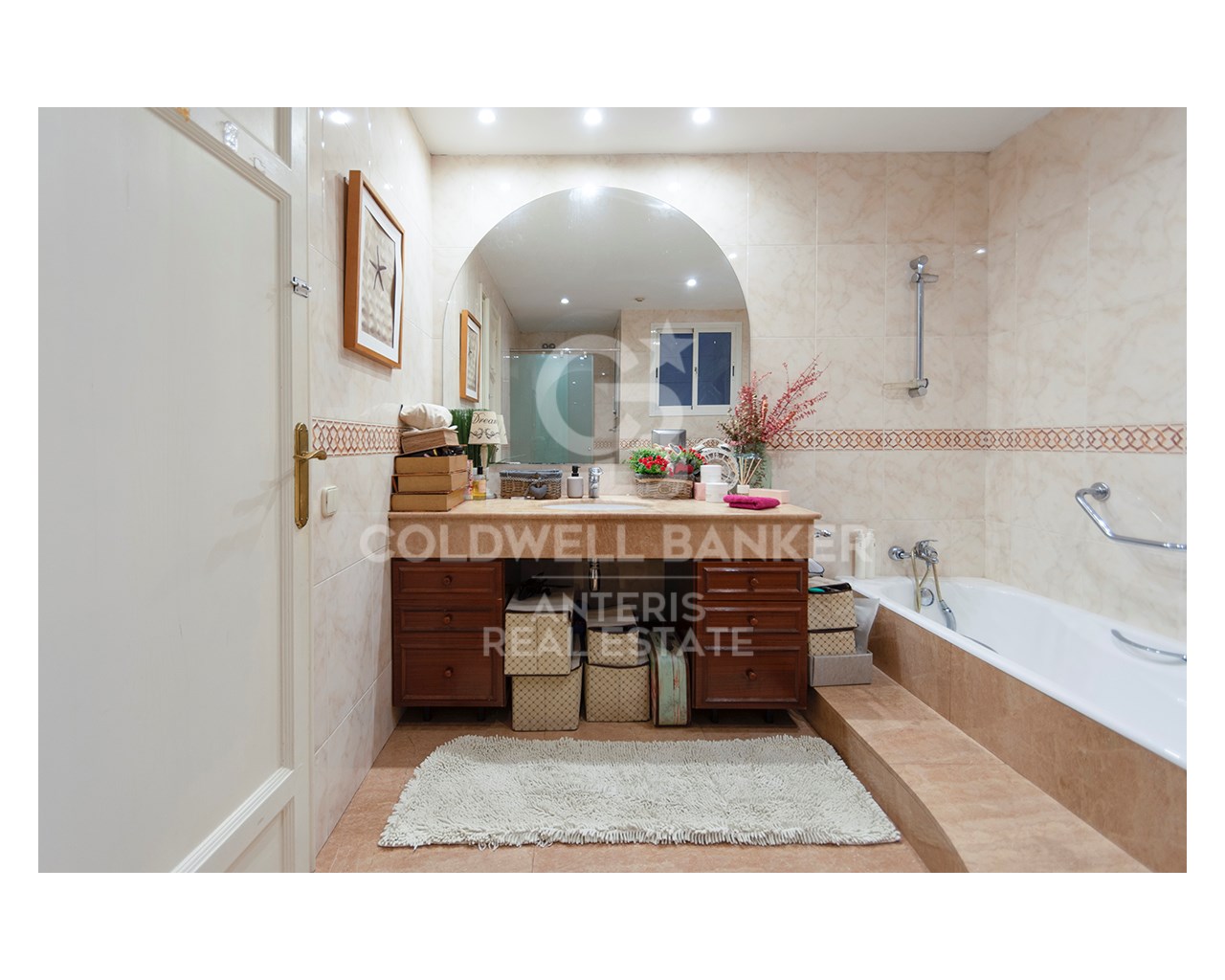 Barcelona, Barcelona, Sarri? - Sant Gervasi Barcel, Barcelona, Catalonia, ES, 5 Bedrooms Bedrooms, ,2 BathroomsBathrooms,Residential,For Sale,Barcelona, Barcelona, Sarri? - Sant Gervasi Barcel,1671720