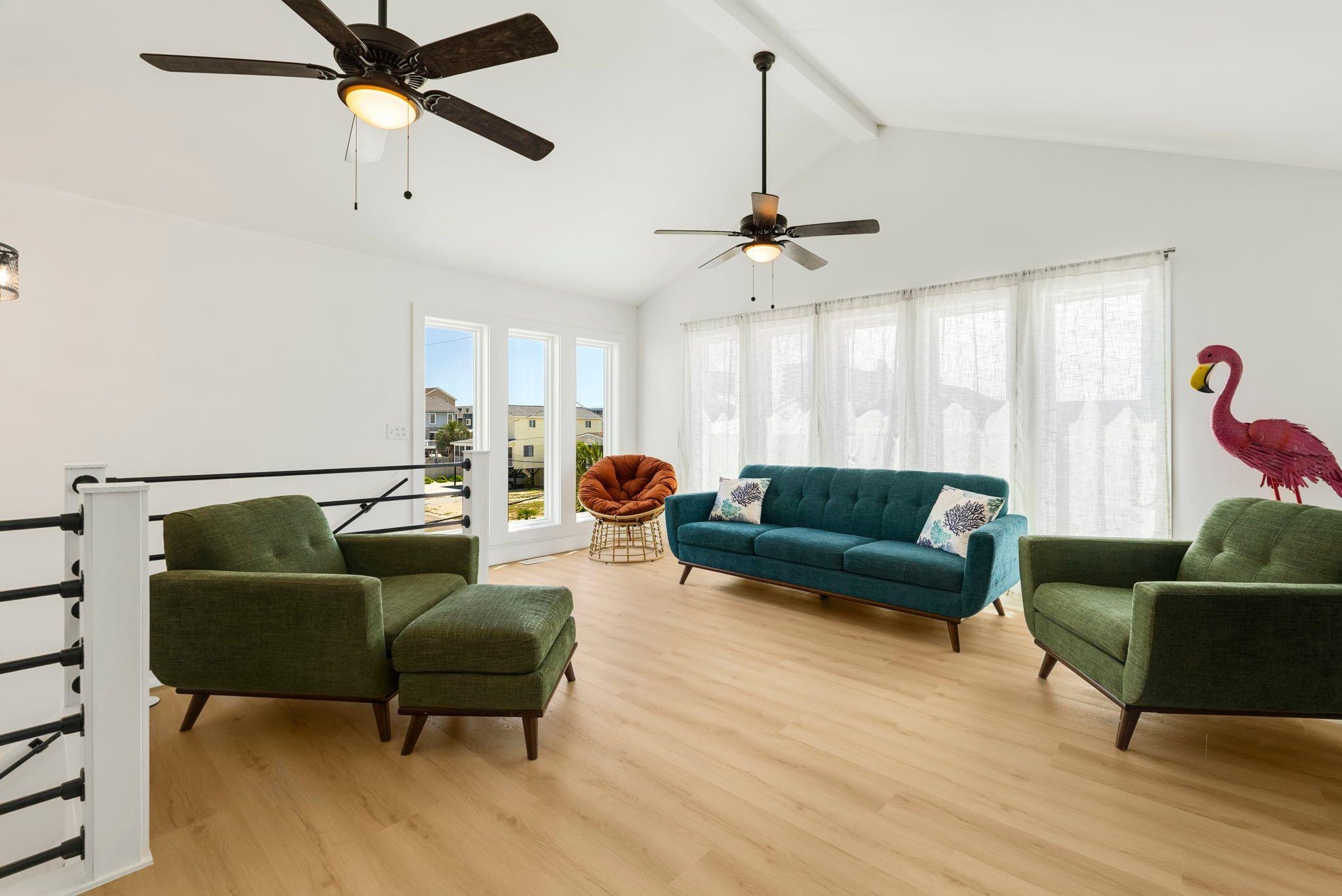 North Myrtle Beach, South Carolina, 29582, United States, 6 Bedrooms Bedrooms, ,4 BathroomsBathrooms,Residential,For Sale,2034176