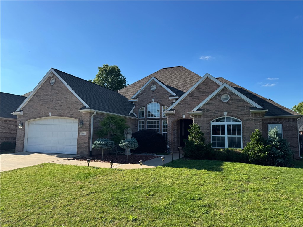 Rogers, Arkansas, 72758, United States, 4 Bedrooms Bedrooms, ,3 BathroomsBathrooms,Residential,For Sale,1821426