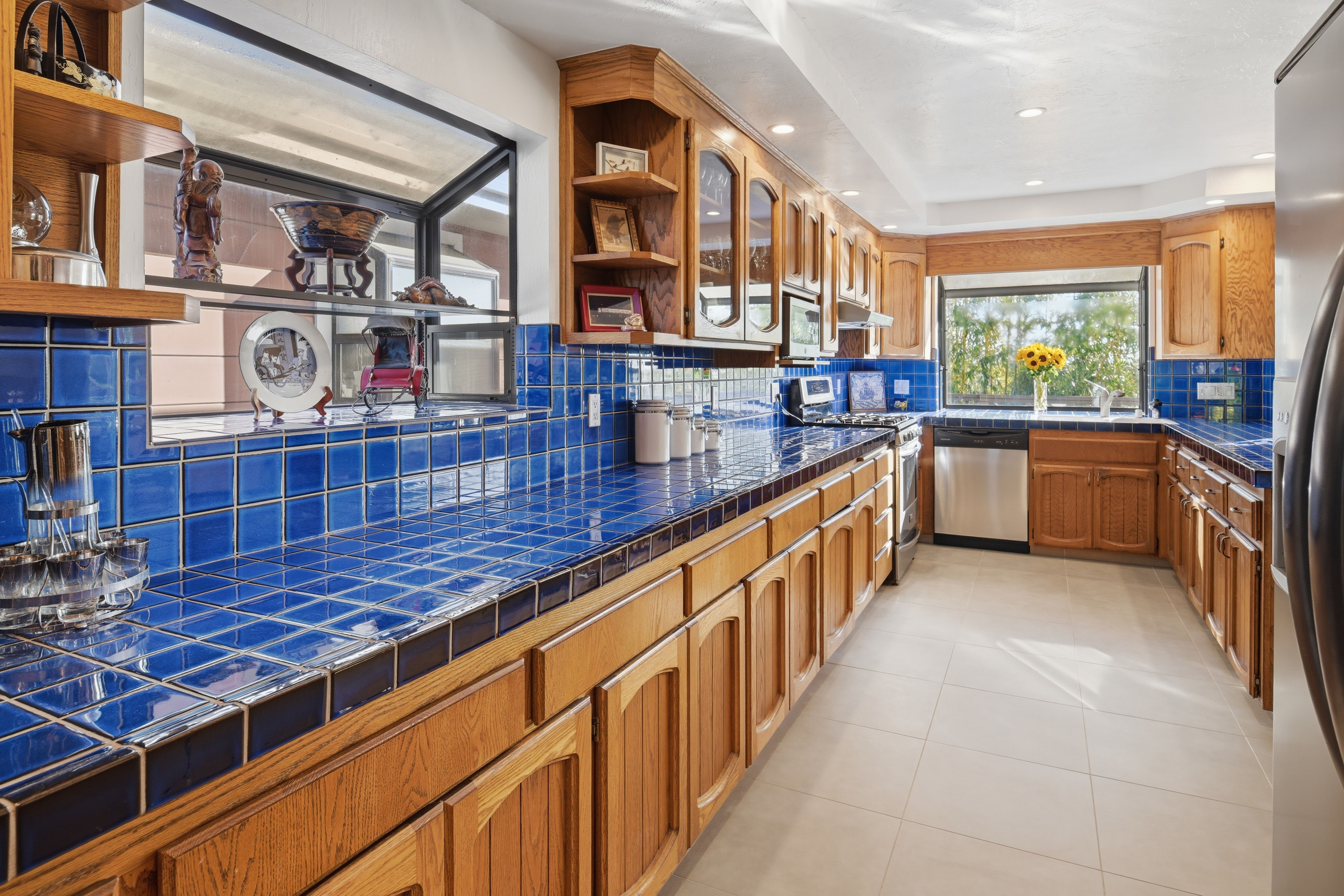  Timeless Downtown Elegance in Hayward’s Historic Prospect Hill - 物件實景