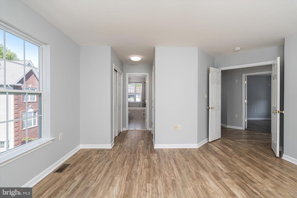 Monroe Twp, New Jersey, 08831, United States, 4 Bedrooms Bedrooms, ,3 BathroomsBathrooms,Residential,For Sale,1930575