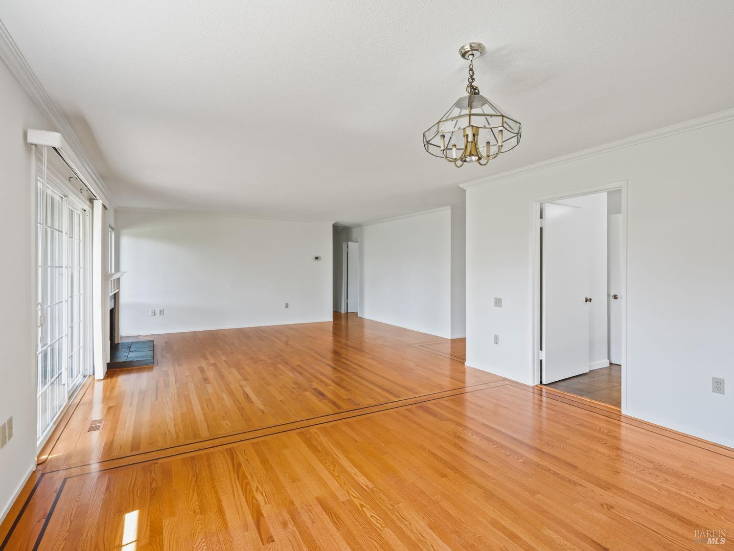 Sonoma, California, 95476, United States, 2 Bedrooms Bedrooms, ,2 BathroomsBathrooms,Residential,For Sale,1837248