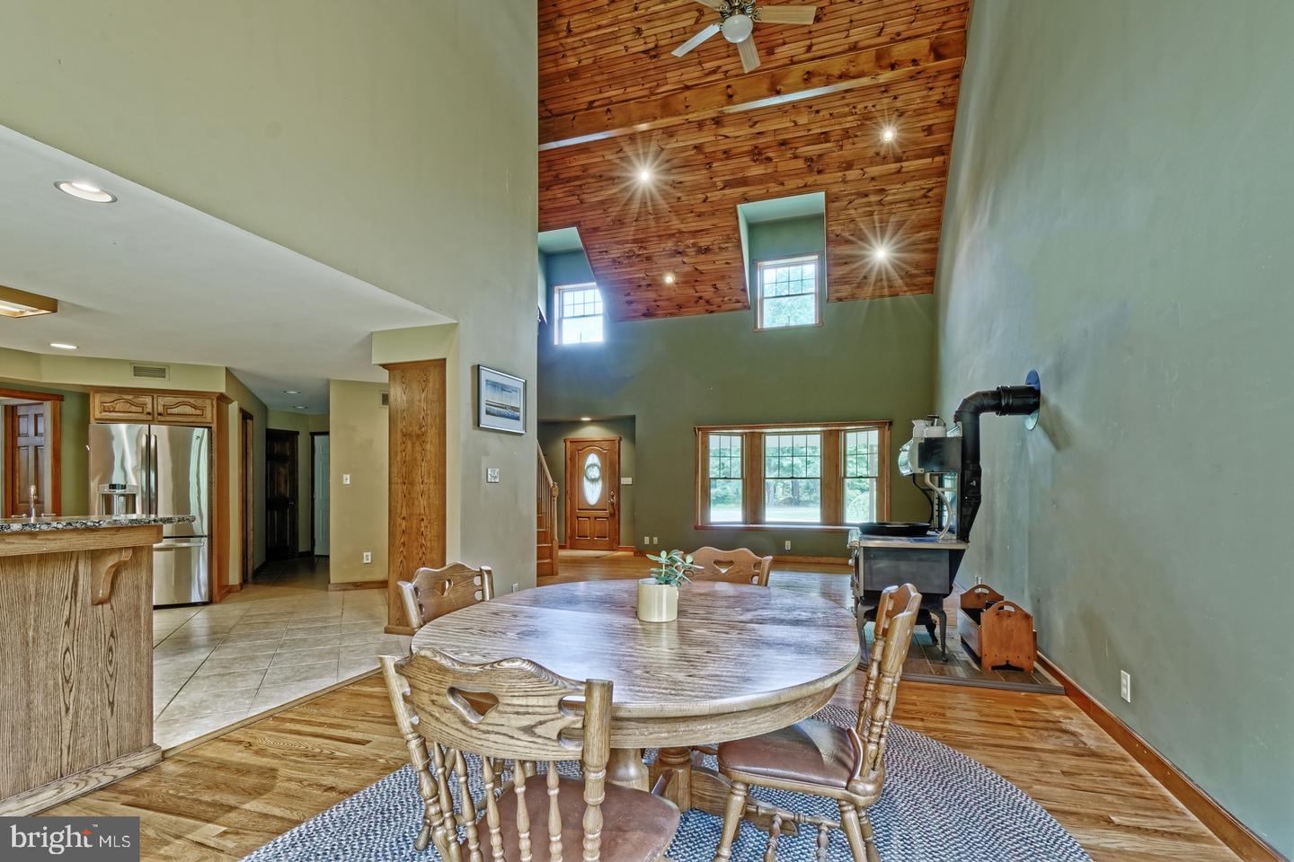 Vineland, New Jersey, 08361, United States, 3 Bedrooms Bedrooms, ,3 BathroomsBathrooms,Residential,For Sale,1827836