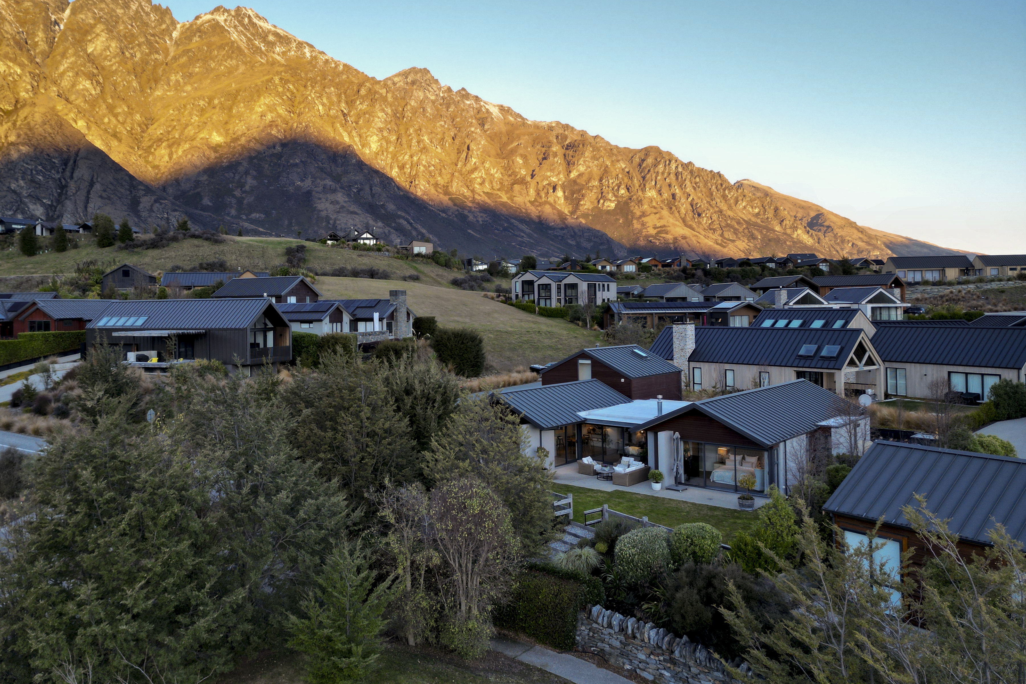  Crafted for Comfort, Framed by the Mountains - 物件實景