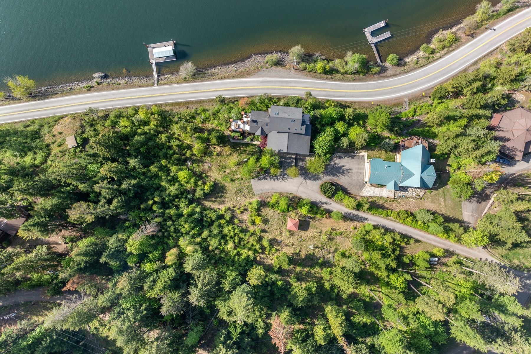  Spectacular Waterfront Custom Craftsman - 物件實景