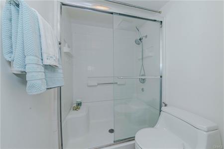 San Pedro, California, 90732, United States, 2 Bedrooms Bedrooms, ,3 BathroomsBathrooms,Residential,For Sale,1974009