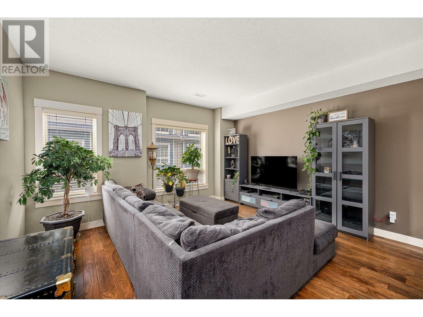 VERNON, British Columbia, V1T 9X1, CA, 3 Bedrooms Bedrooms, ,2 BathroomsBathrooms,Residential,For Sale,1883583