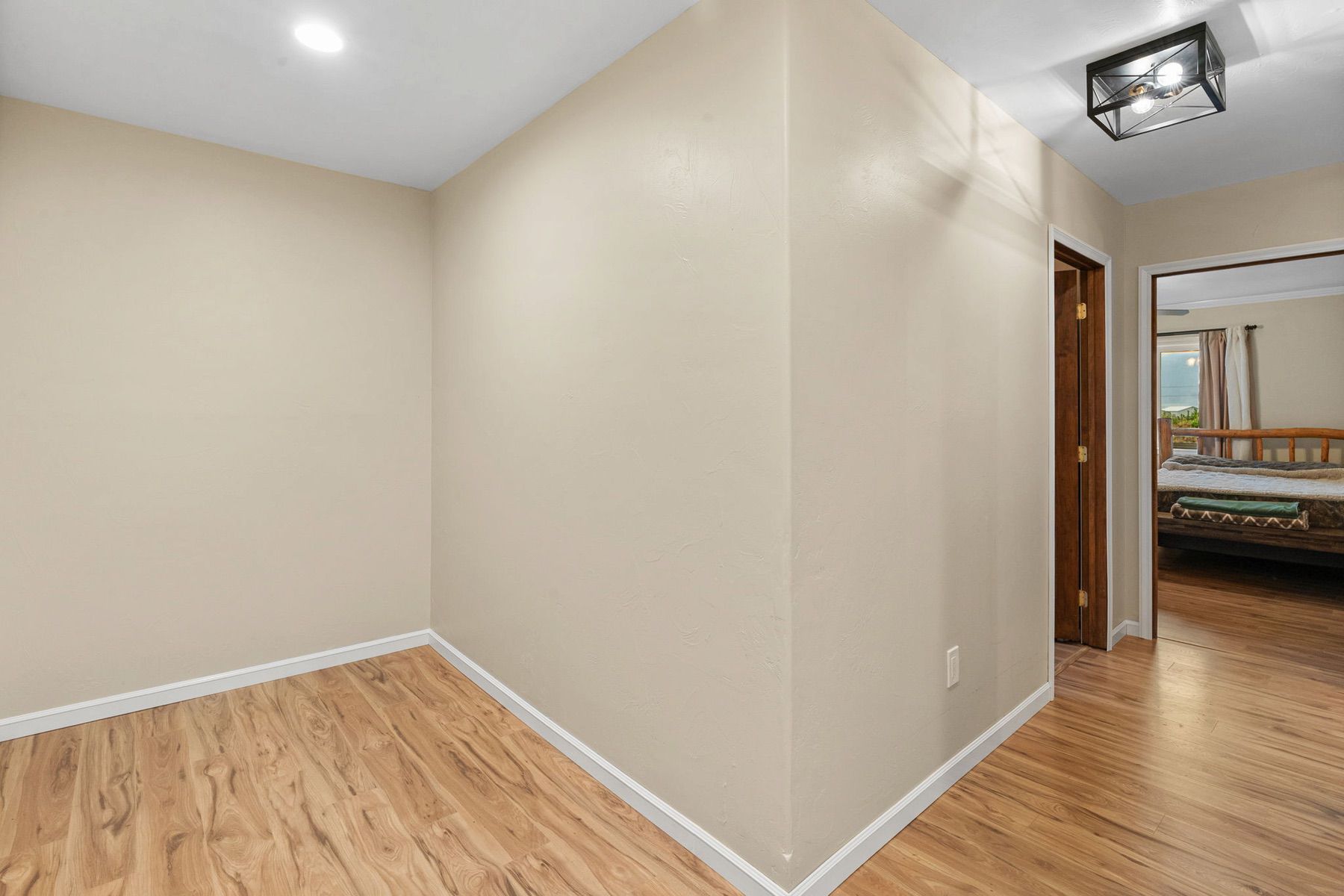  1113 E Gallatin Ave - 物件實景