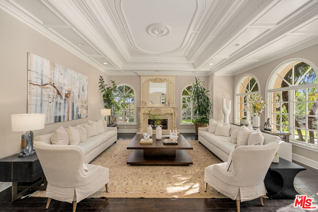 Westlake Village, California, 91362, United States, 7 Bedrooms Bedrooms, ,6 BathroomsBathrooms,Residential,For Sale,2003062