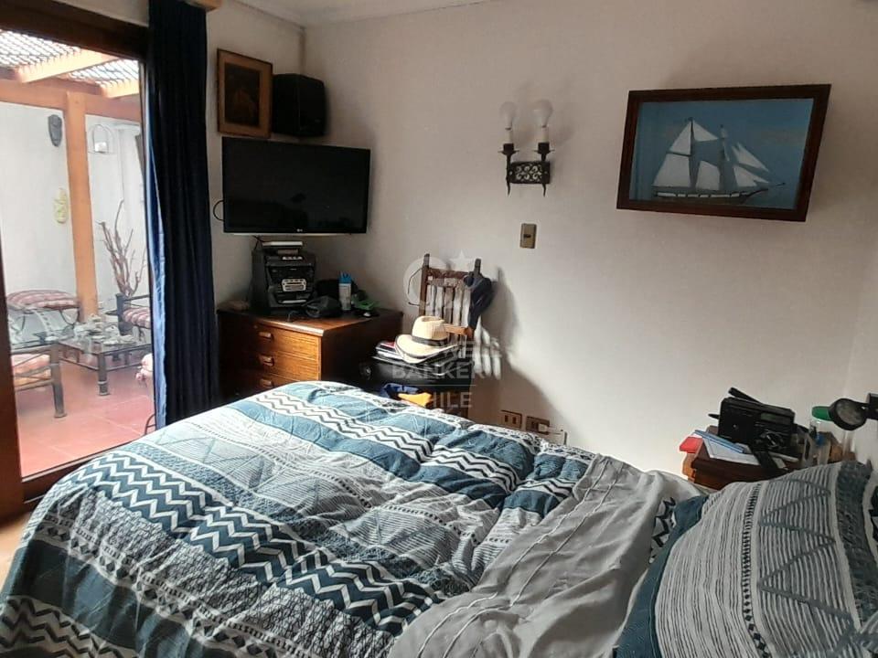 Vitacura, Chile, 5 Bedrooms Bedrooms, ,4 BathroomsBathrooms,Residential,For Sale,1961316