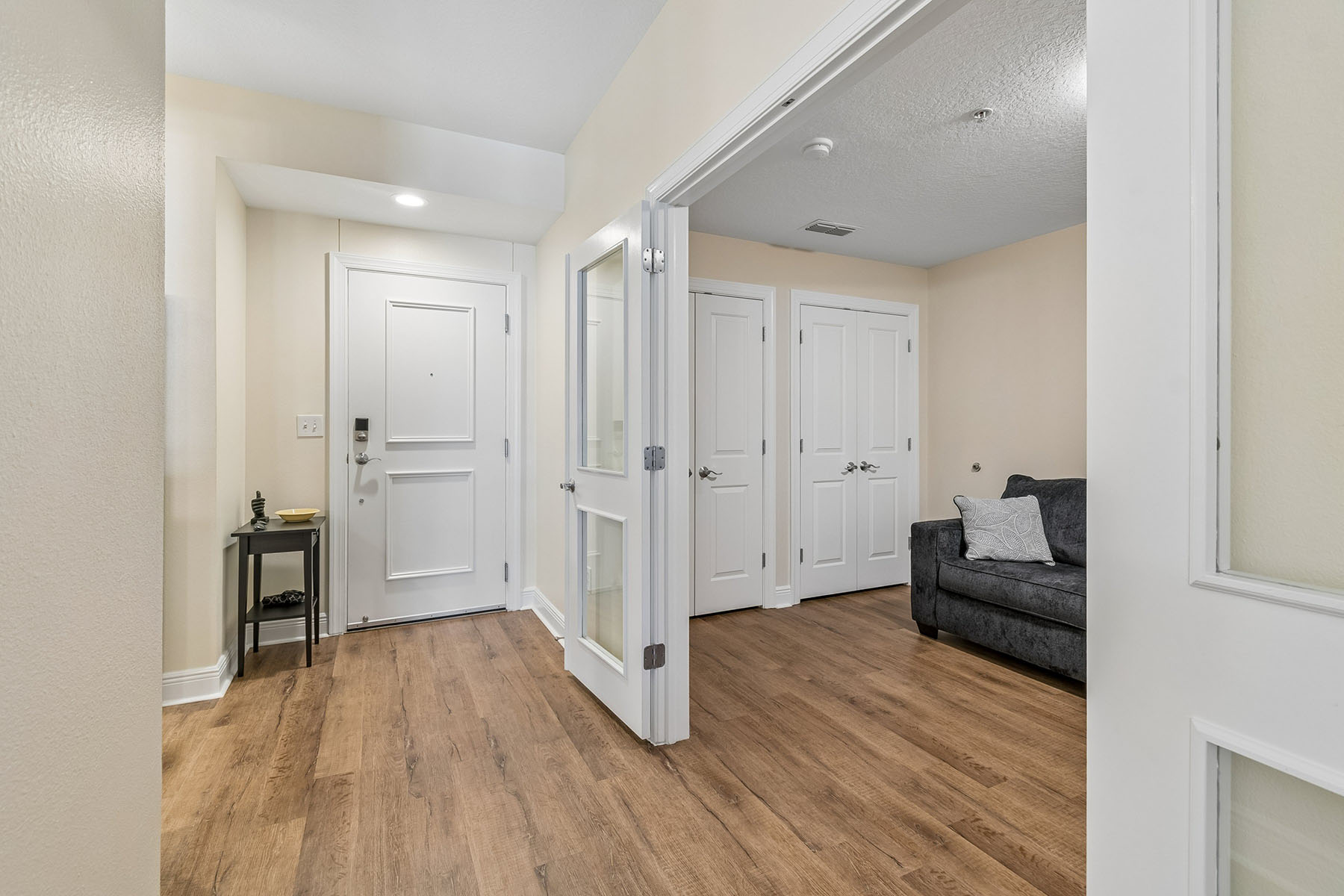  STATION SQUARE CONDO - 物件實景