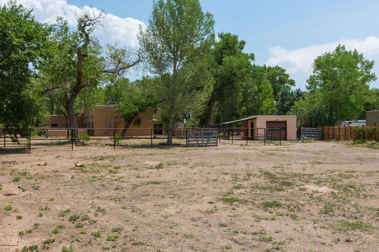 Albuquerque, New Mexico, 87114, United States, 3 Bedrooms Bedrooms, ,3 BathroomsBathrooms,Residential,For Sale,1897507