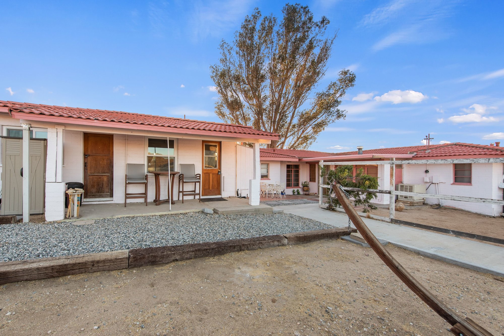  Hi-Desert Hacienda  Two Homes in Joshua Tree Village - 物件實景