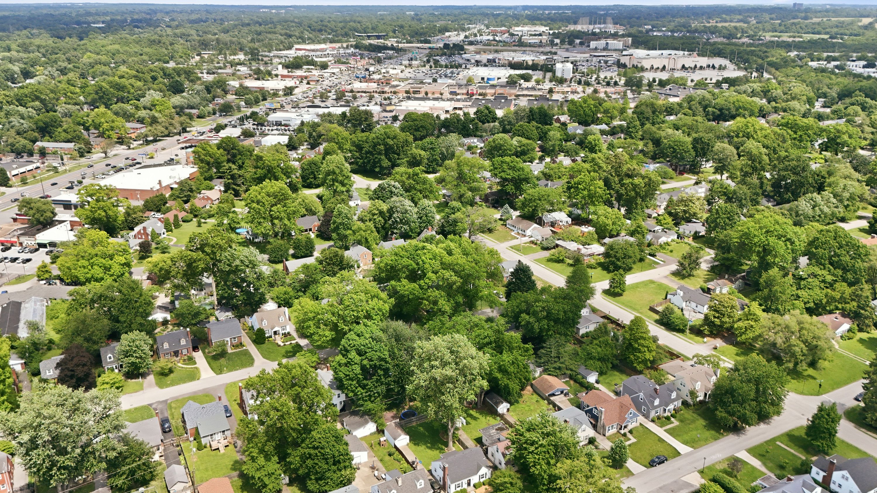  225 Monohan Drive, Louisville, KY 40207 - 物件實景