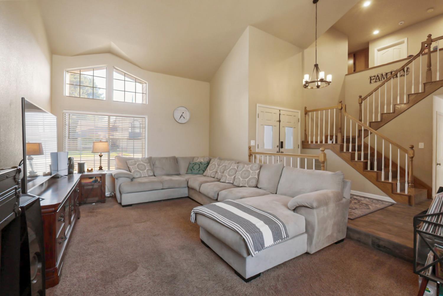 Modesto, California, 95355, United States, 4 Bedrooms Bedrooms, ,3 BathroomsBathrooms,Residential,For Sale,1981572