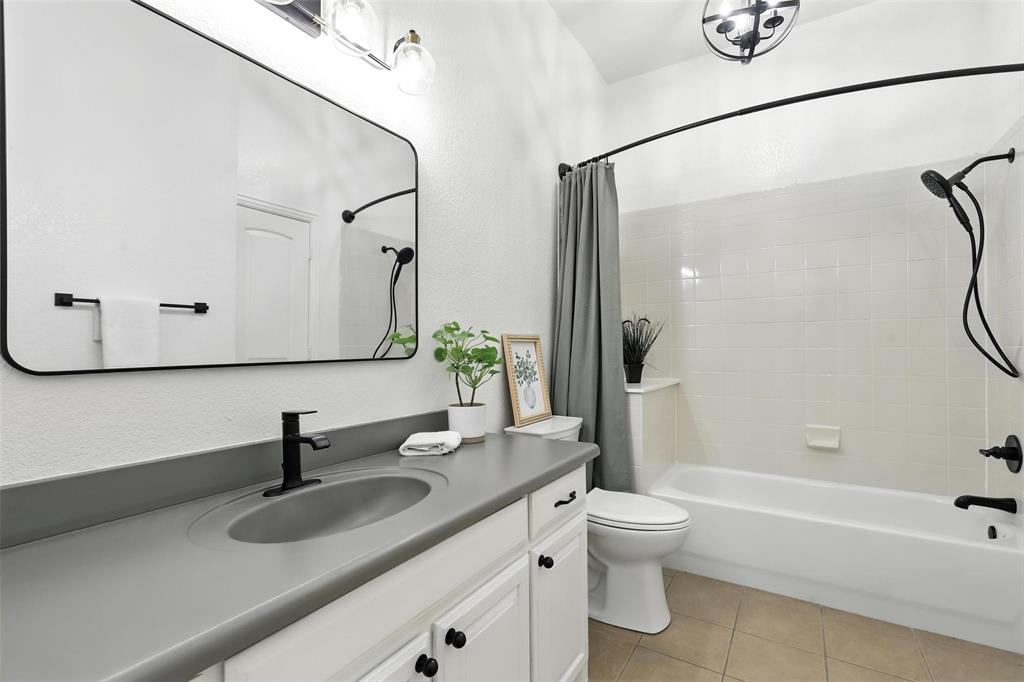 Aledo, Texas, 76008, United States, 5 Bedrooms Bedrooms, ,4 BathroomsBathrooms,Residential,For Sale,1846580