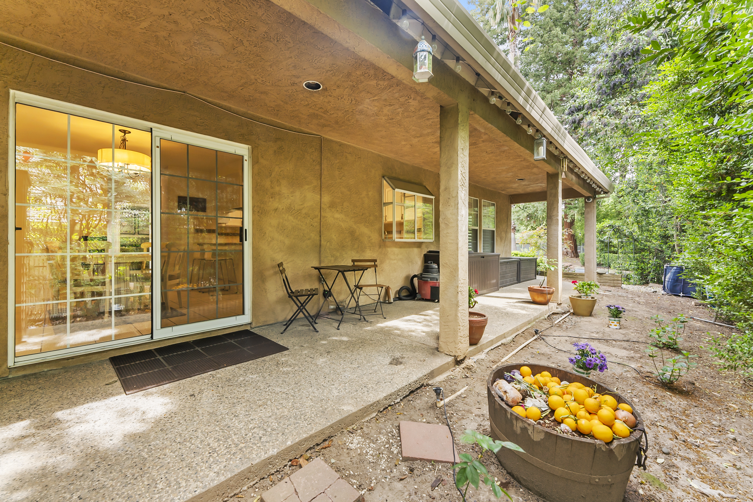  2230 Hillcrest Way, Carmichael, CA 95608 - 物件實景