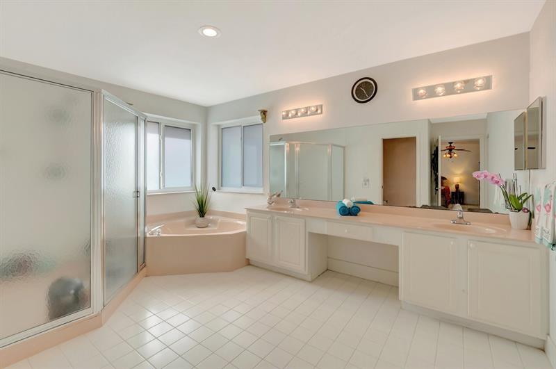 Coconut Creek, Florida, 33073, United States, 4 Bedrooms Bedrooms, ,3 BathroomsBathrooms,Residential,For Sale,1785170