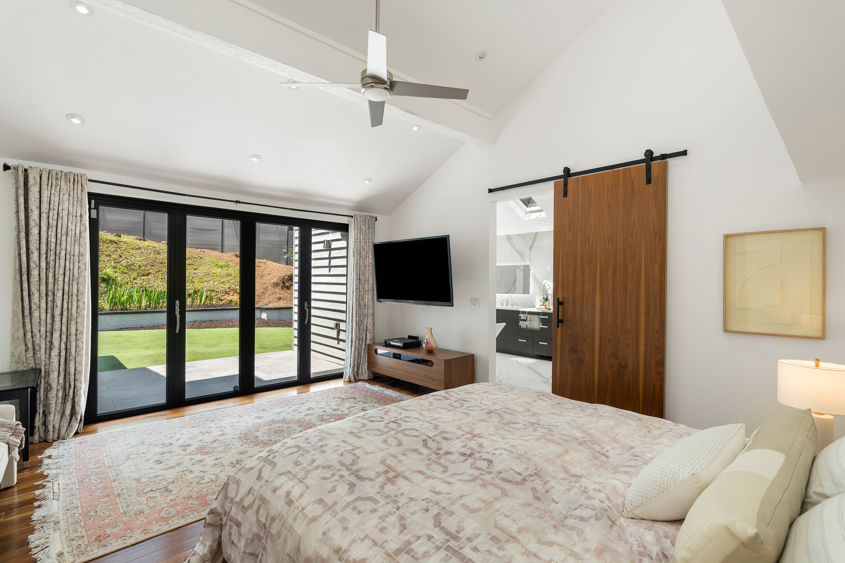  Exceptional Modern-Contemporary Residence on a Rare Double Lot - 物件實景