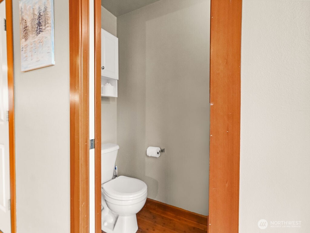 Seattle, Washington, 98144, United States, 2 Bedrooms Bedrooms, ,2 BathroomsBathrooms,Residential,For Sale,1987388