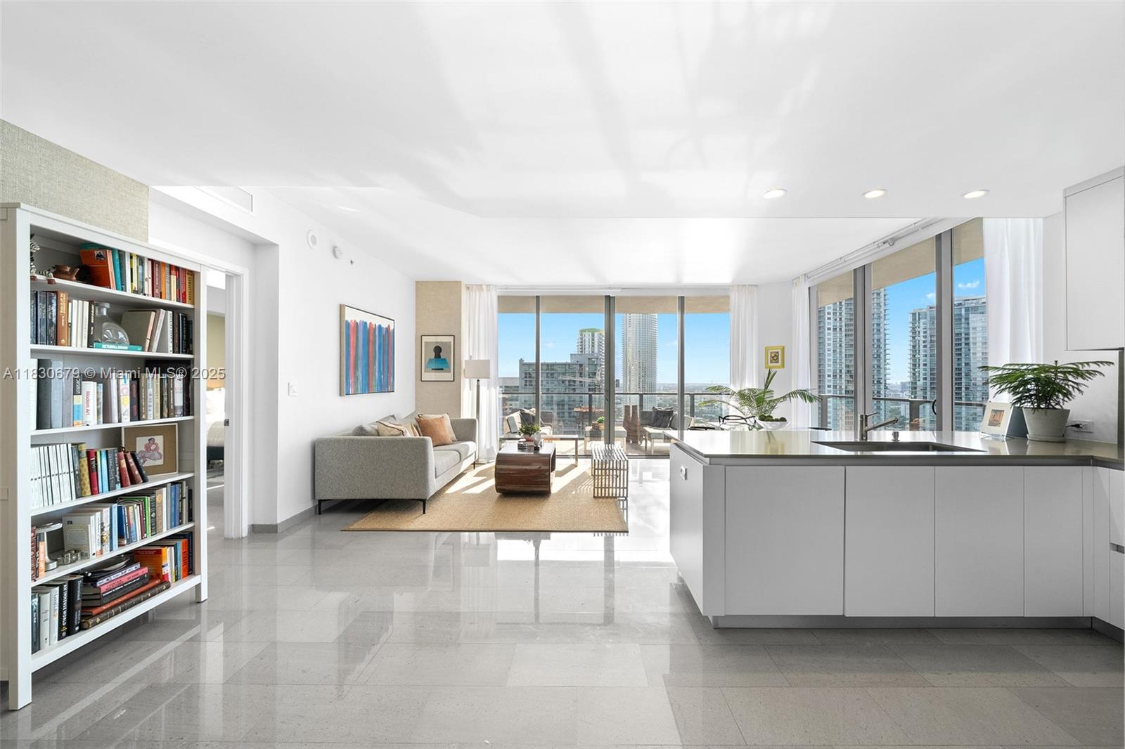 Miami, Florida, 33131, United States, 2 Bedrooms Bedrooms, ,3 BathroomsBathrooms,Residential,For Sale,1877459