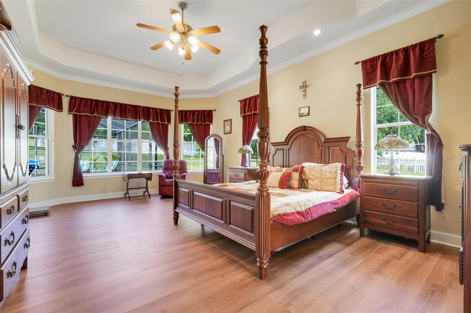 MINNEOLA, Florida, 34715, United States, 4 Bedrooms Bedrooms, ,4 BathroomsBathrooms,Residential,For Sale,1933322