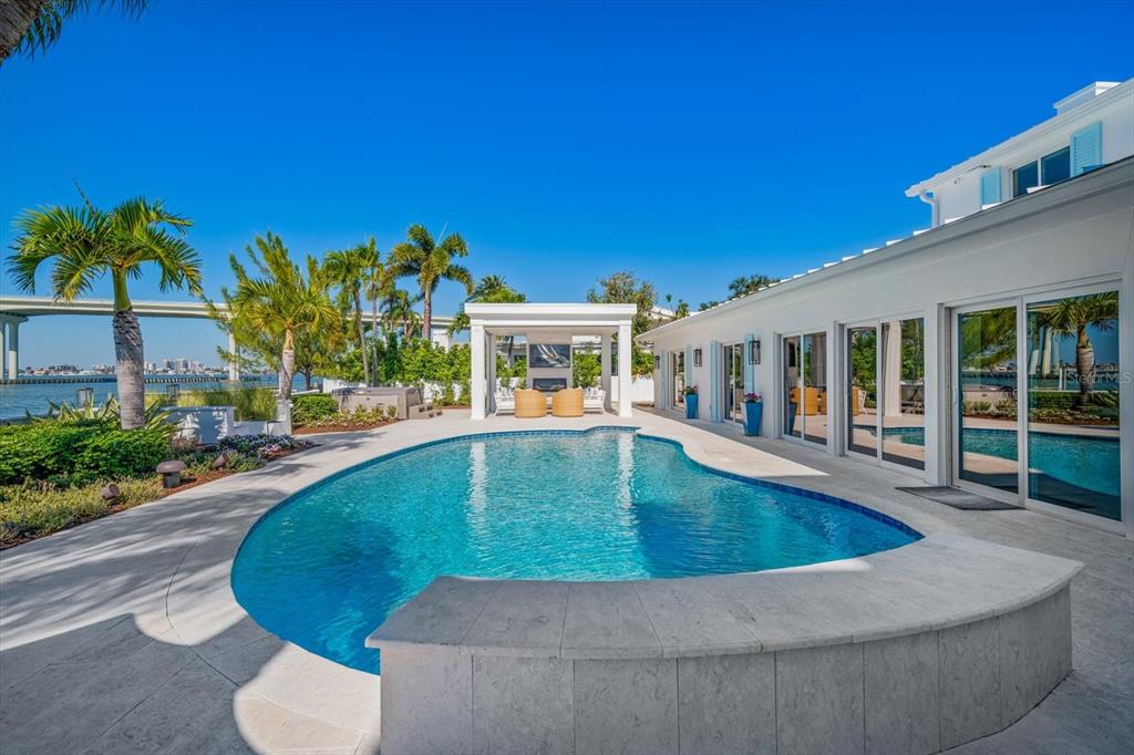 Largo, Florida, 33770, United States, 3 Bedrooms Bedrooms, ,4 BathroomsBathrooms,Residential,For Sale,1989168