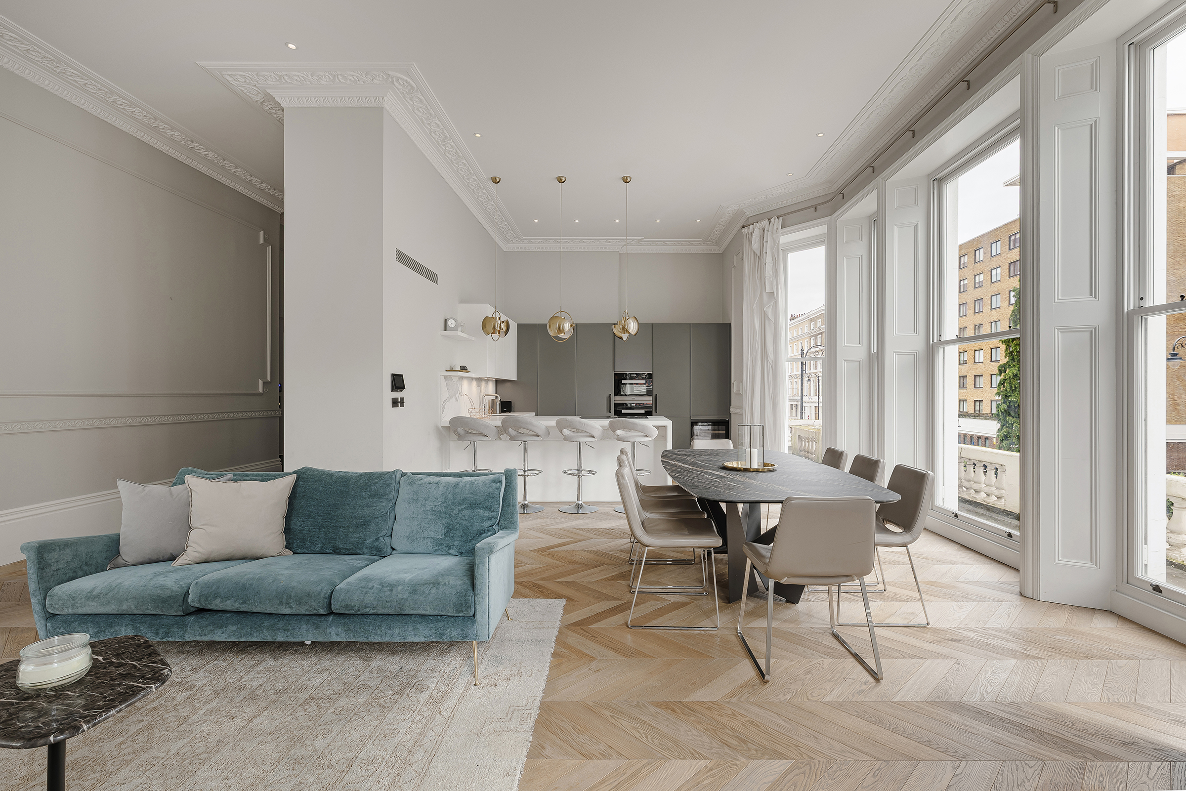  A Grand Lateral Apartment with Direct Lift Access in South Kensington - 物件實景