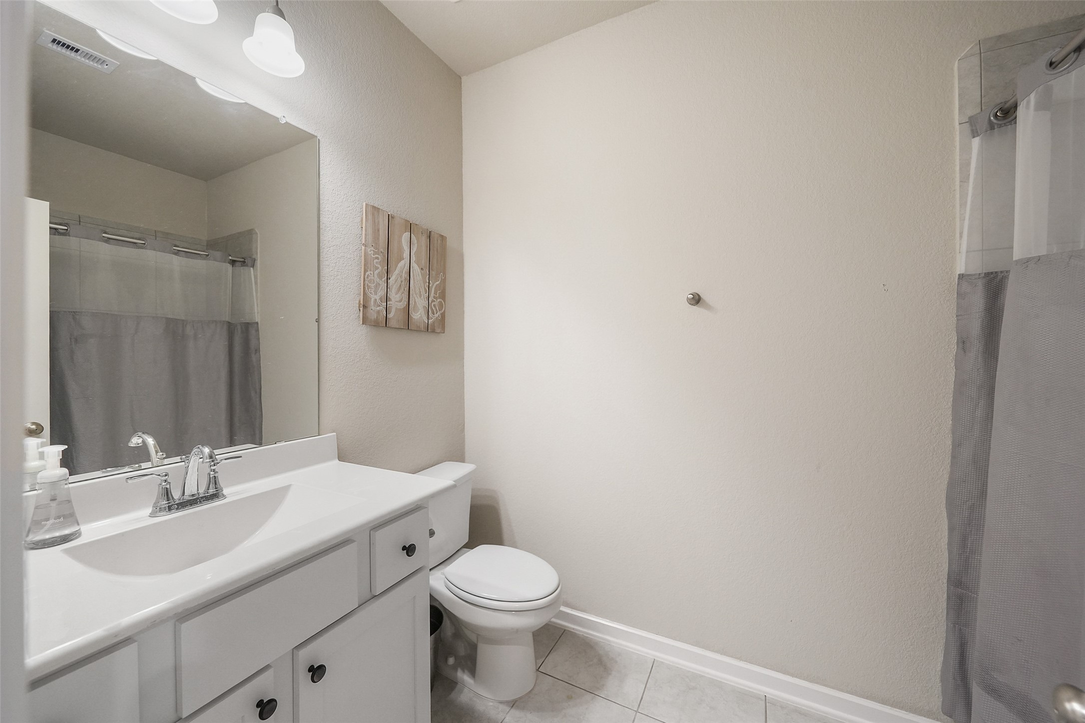  324 N Spotted Fern Drive - 物件實景