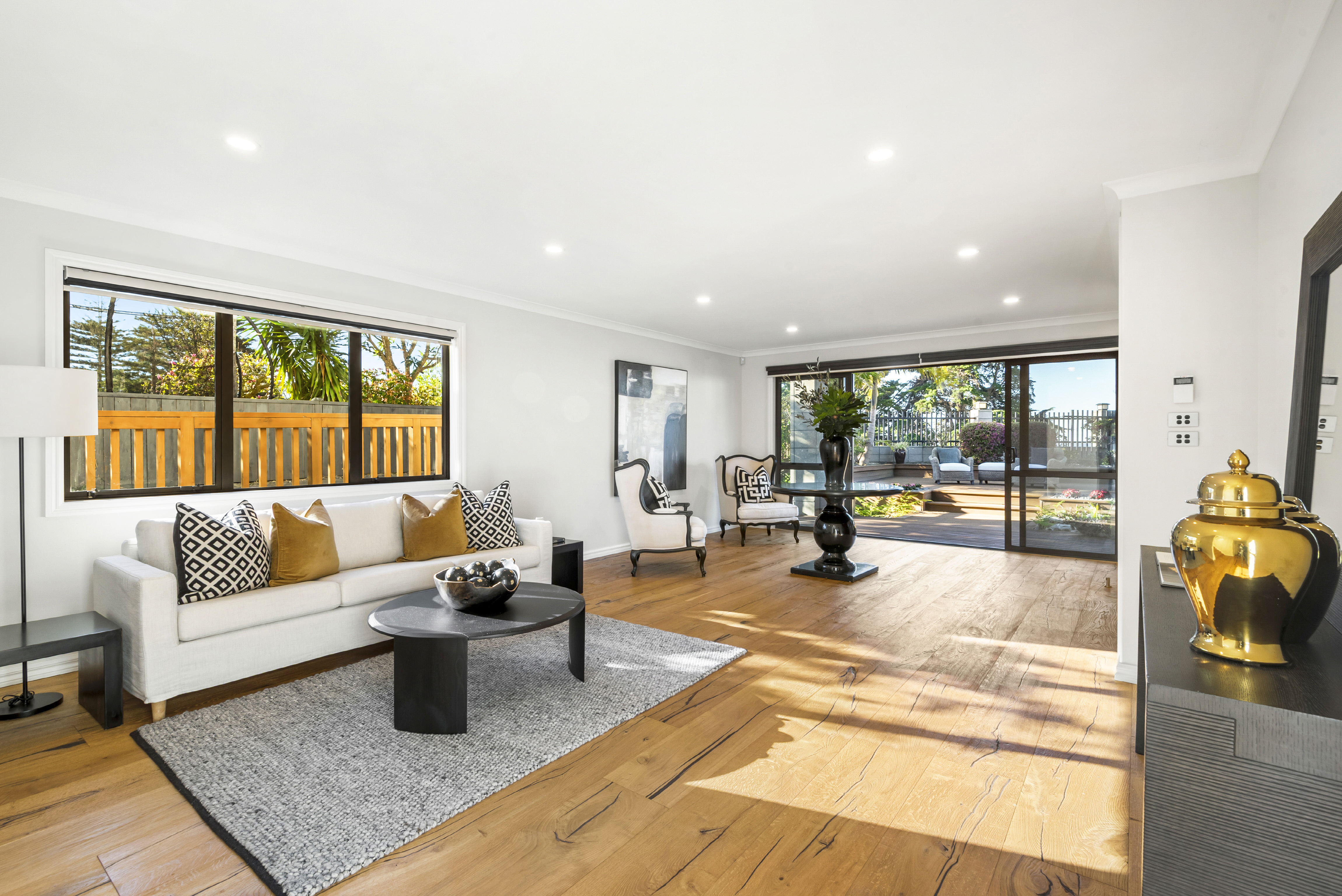  Prestigious Waterfront Position - 物件實景