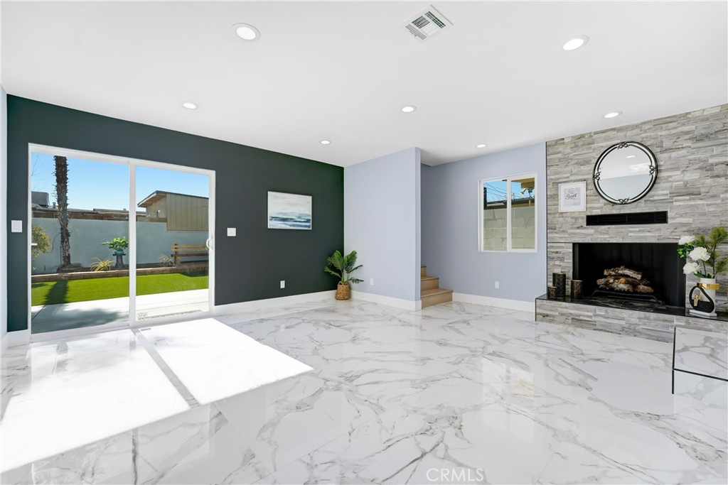 Palmdale, California, 93550, United States, 4 Bedrooms Bedrooms, ,2 BathroomsBathrooms,Residential,For Sale,2010362