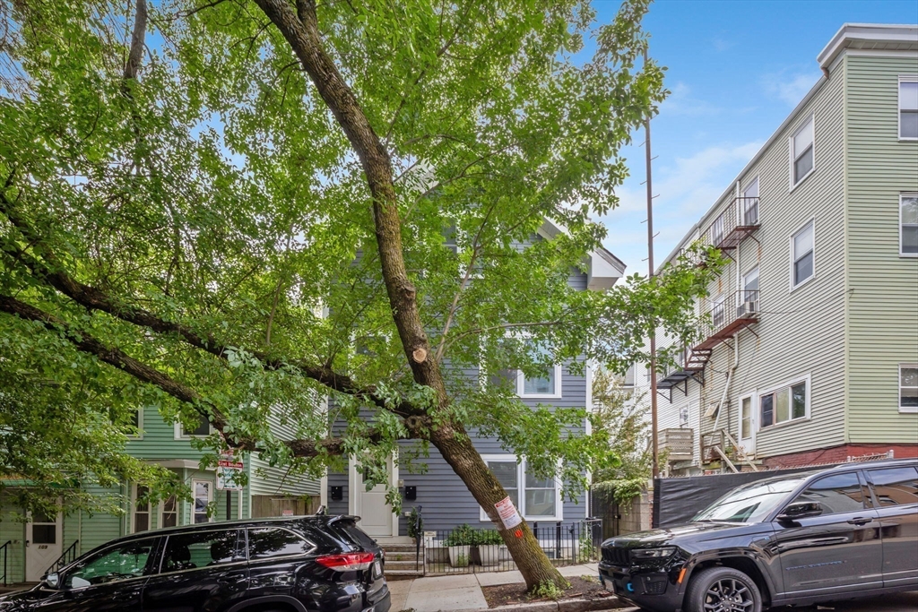 Boston, Massachusetts, 02128, United States, 3 Bedrooms Bedrooms, ,3 BathroomsBathrooms,Residential,For Sale,1974277