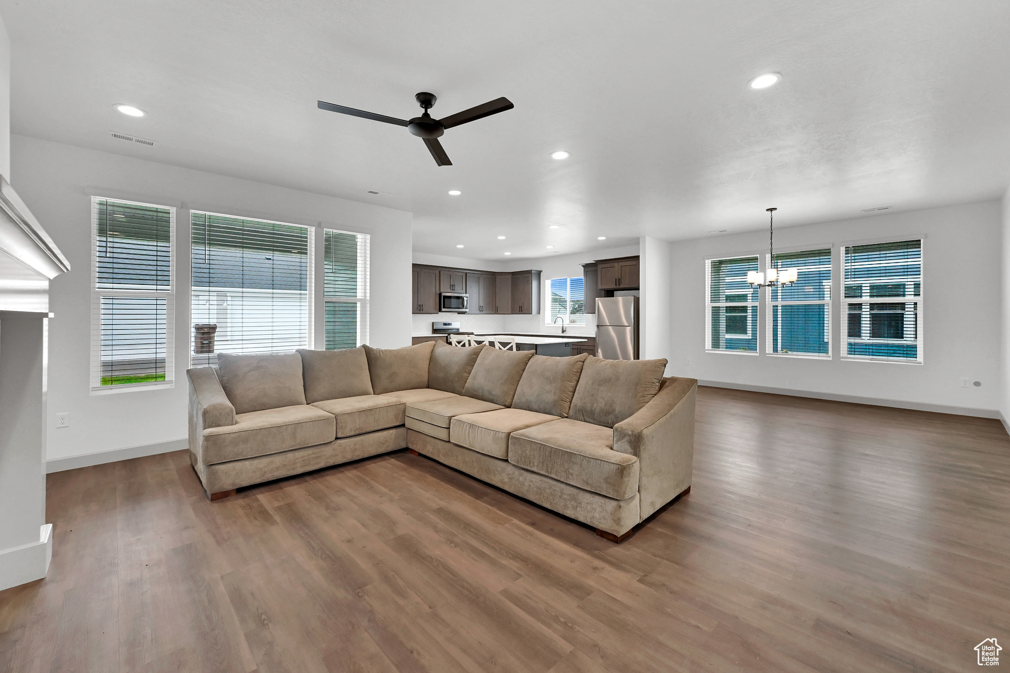 West Haven, Utah, 84401, United States, 3 Bedrooms Bedrooms, ,2 BathroomsBathrooms,Residential,For Sale,1925737