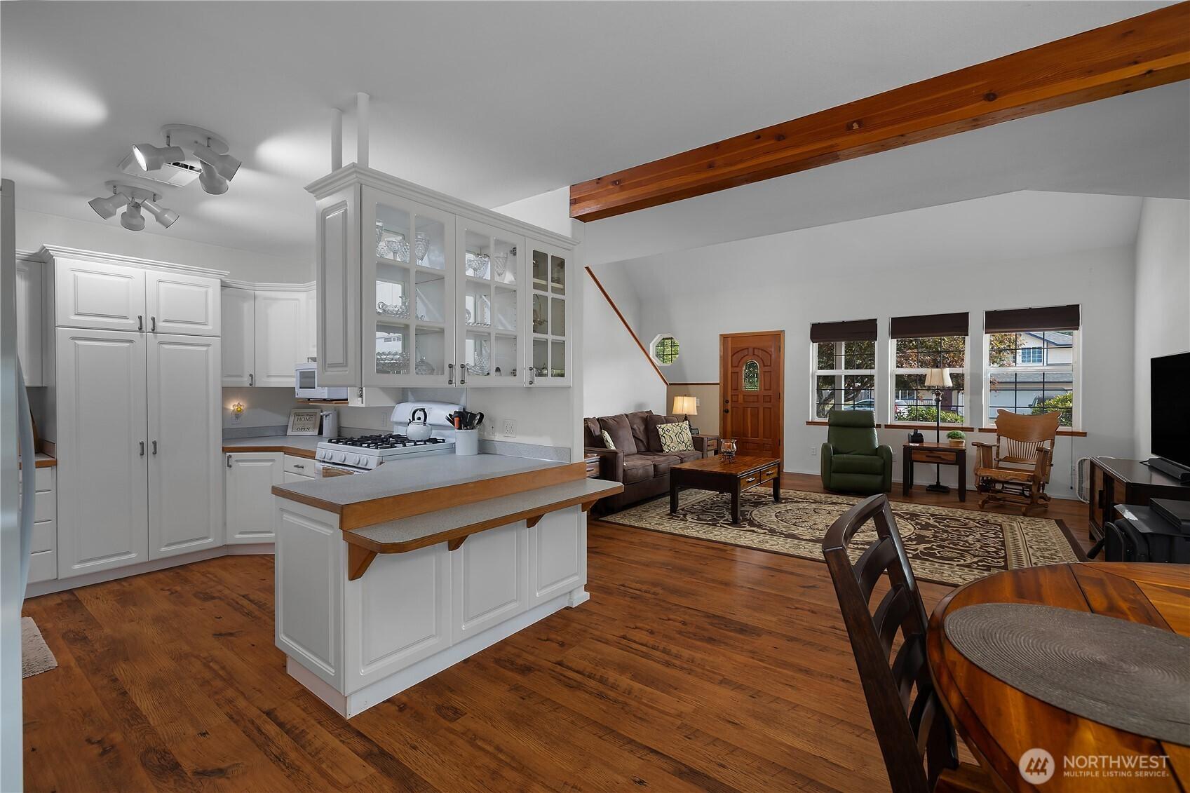 SHELTON, Washington, 98584, United States, 4 Bedrooms Bedrooms, ,4 BathroomsBathrooms,Residential,For Sale,1947710