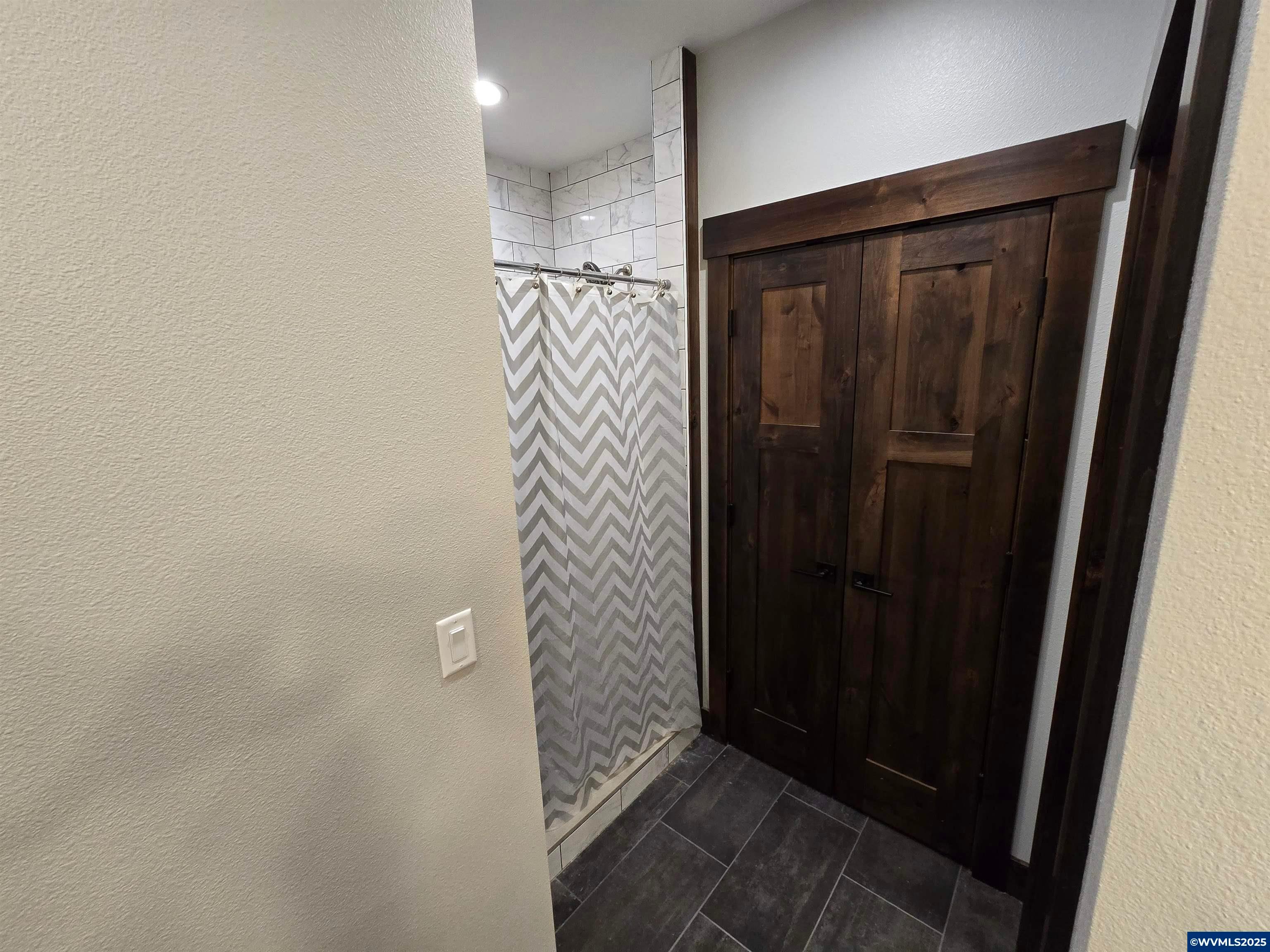 Mill City, Oregon, 97360, United States, 3 Bedrooms Bedrooms, ,2 BathroomsBathrooms,Residential,For Sale,1820943