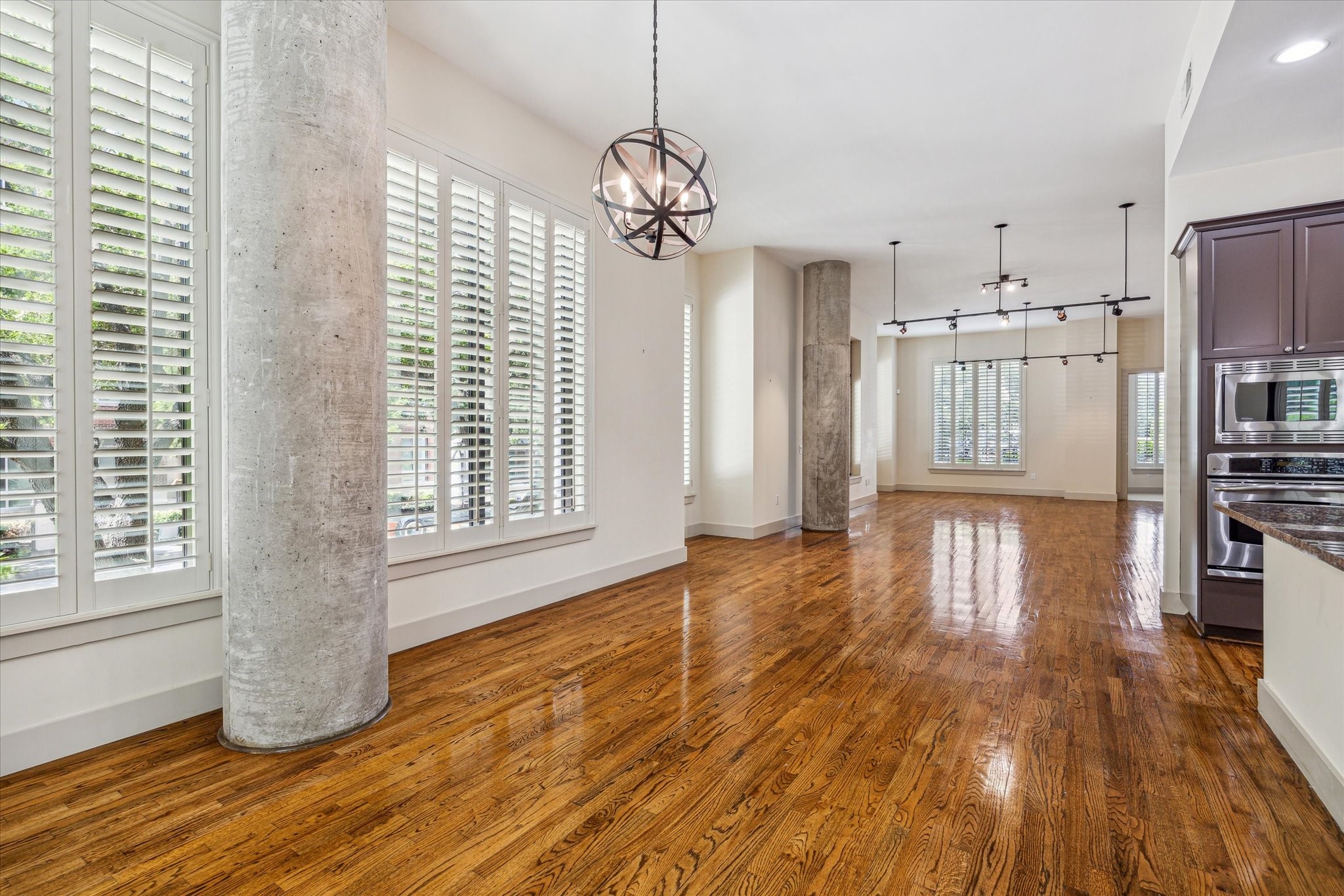  5005 Hidalgo Street #208 - 物件實景
