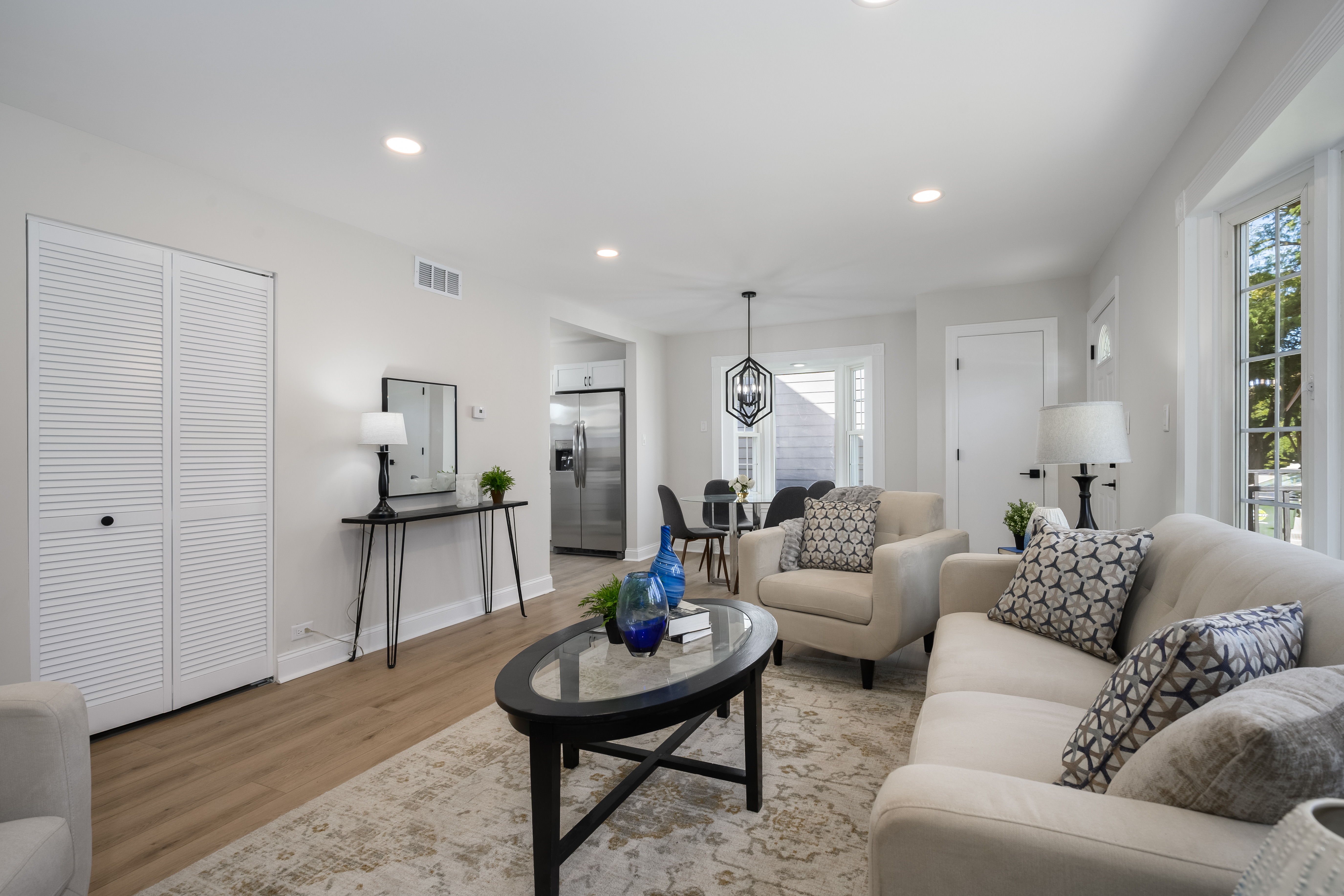  Welcome To This Beautifully Updated and Move-In-Ready Home in Countryside - 物件實景