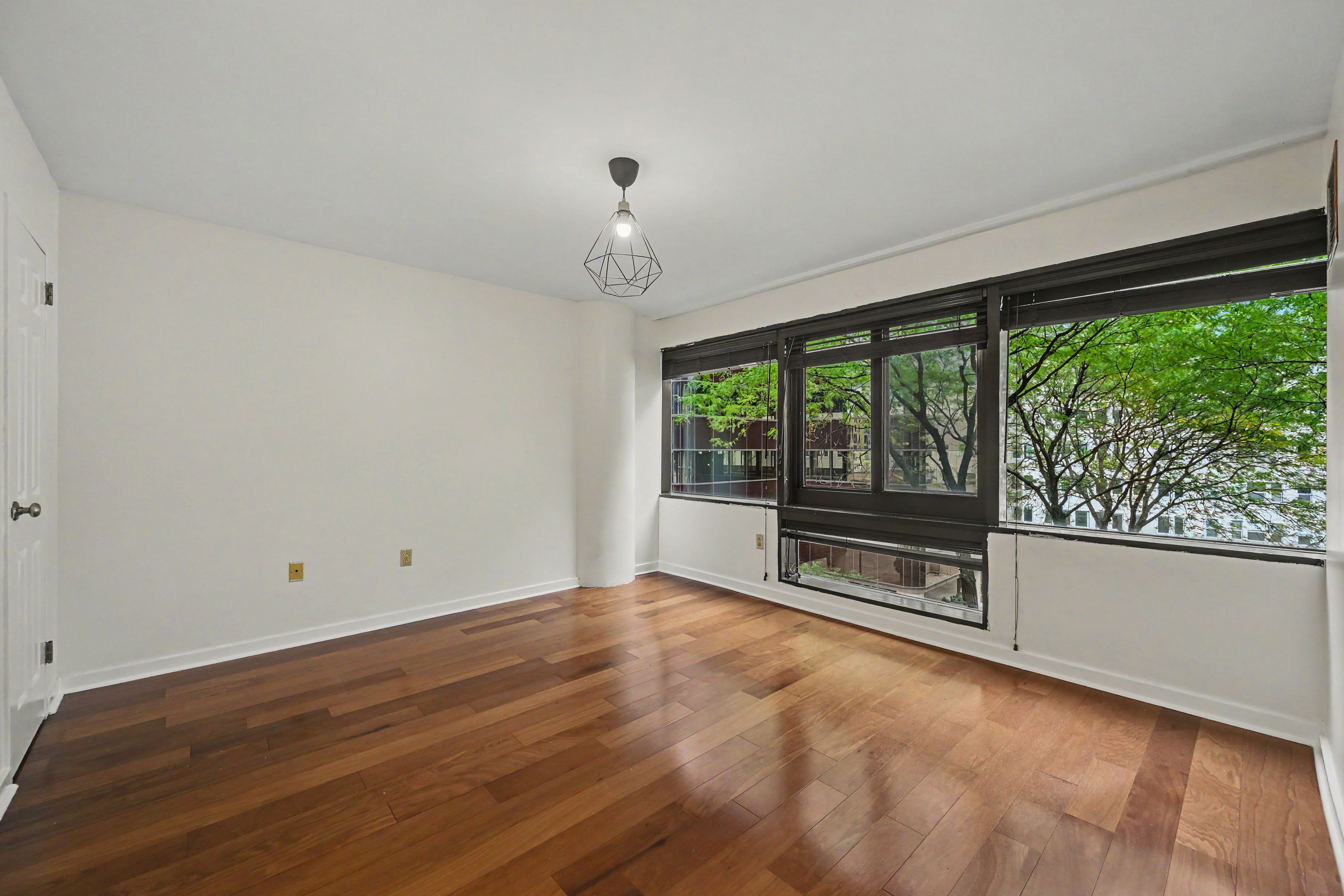  127 Greyrock Place APT 706 - 物件實景