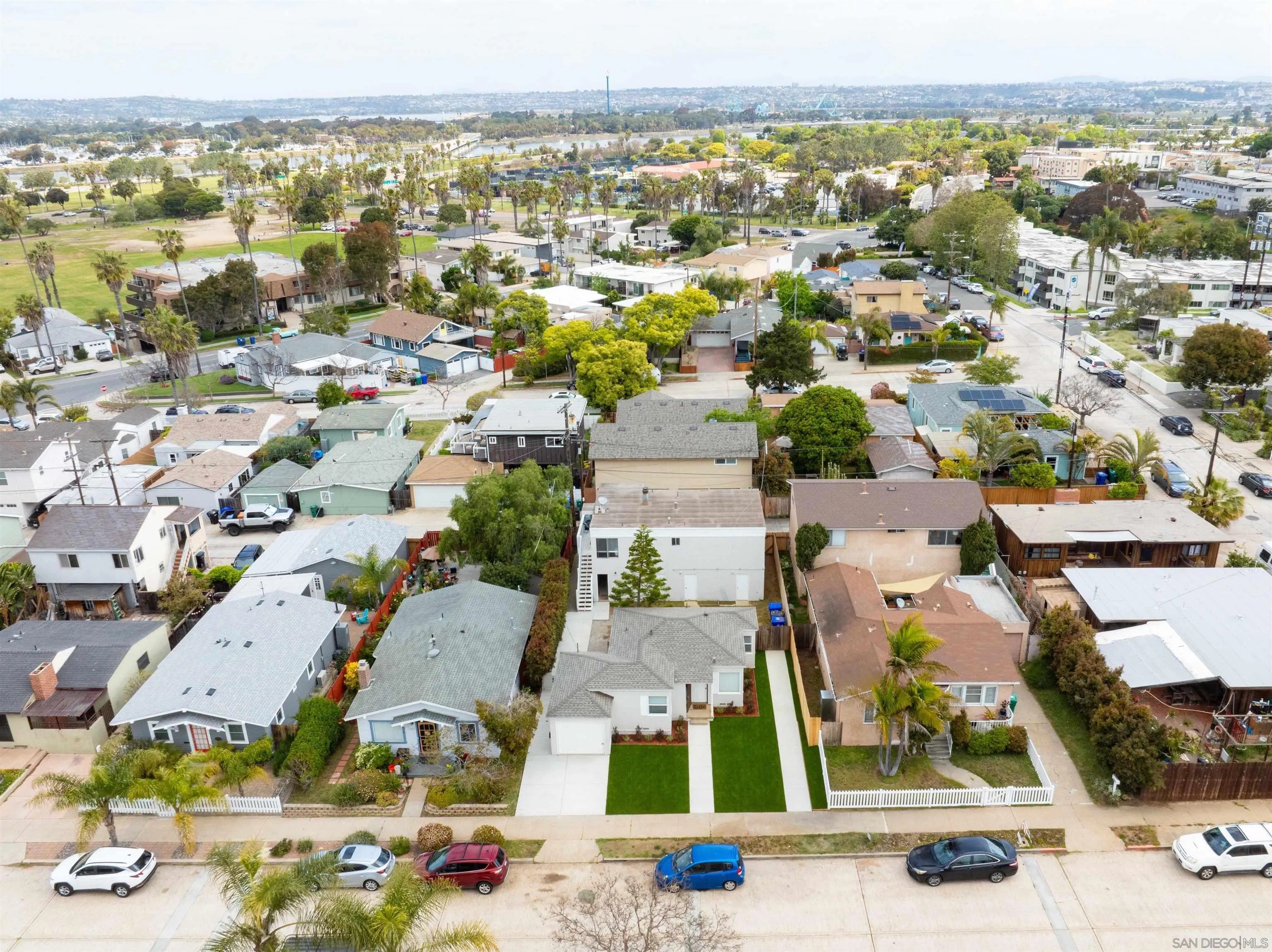 San Diego, California, 92107, United States, 4 Bedrooms Bedrooms, ,1 BathroomBathrooms,Residential,For Sale,1912111