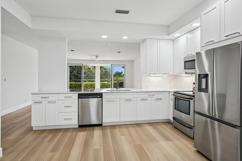 Palm Beach Gardens, Florida, 33418, United States, 2 Bedrooms Bedrooms, ,2 BathroomsBathrooms,Residential,For Sale,1804920