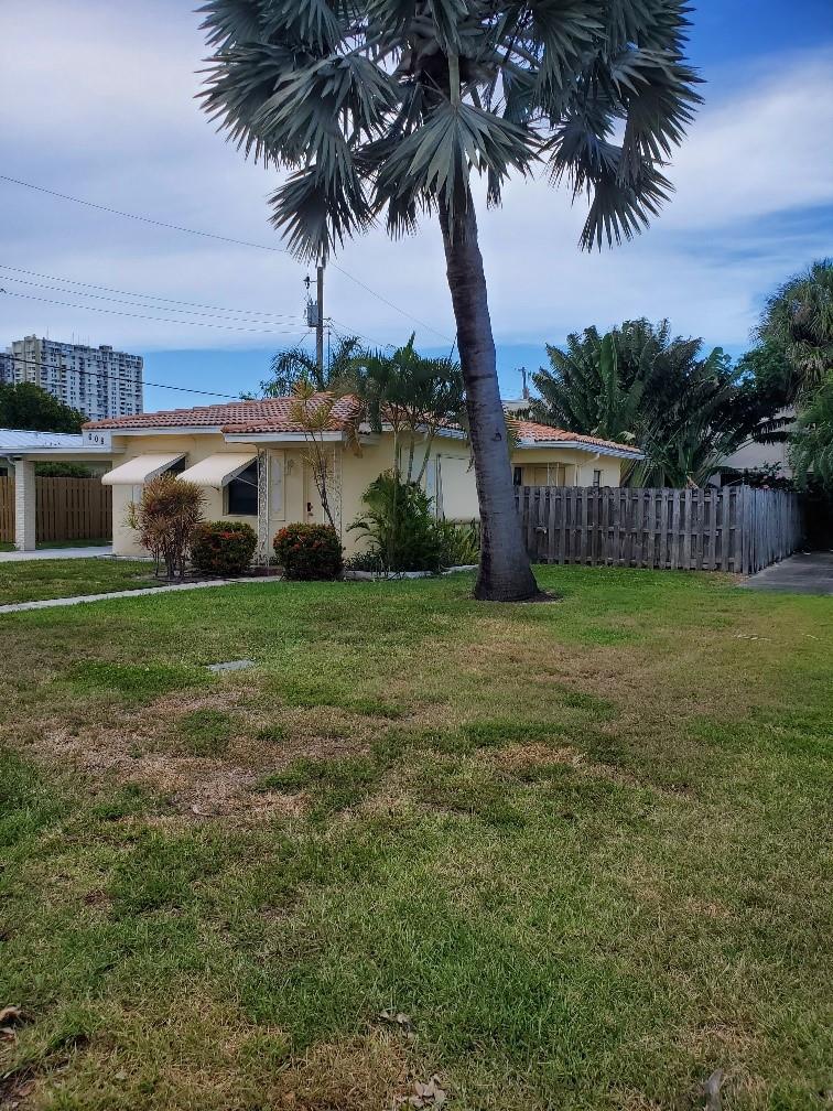 608 S Riverside Drive, Pompano Beach, Florida, 33062, United States, 2 Bedrooms Bedrooms, ,2 BathroomsBathrooms,Residential,For Sale,608 S Riverside Drive,1324208
