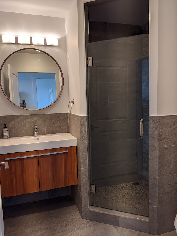 Elmhurst, New York, 11373, United States, 16 Bedrooms Bedrooms, ,Residential,For Sale,2005381