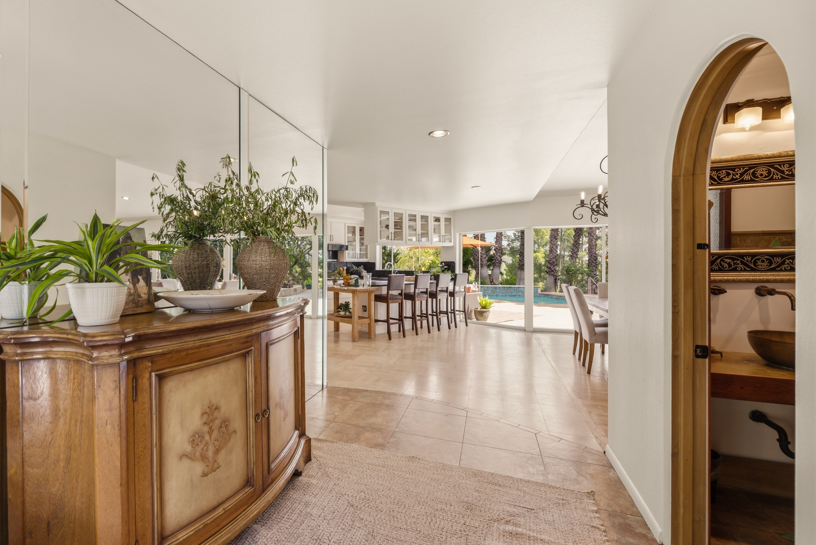  6110 Colodny Drive, Agoura Hills - 物件實景