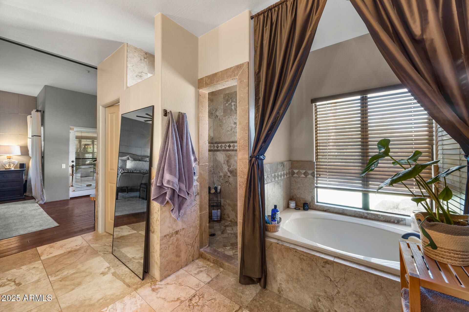 Scottsdale, Arizona, 85255, United States, 3 Bedrooms Bedrooms, ,3 BathroomsBathrooms,Residential,For Sale,1988879