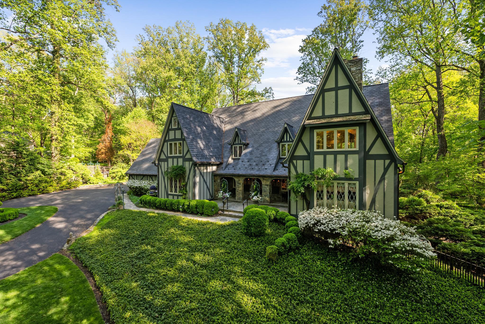 10205 Cedar Pond Drive, Vienna, VA, 22182 - 物件實景